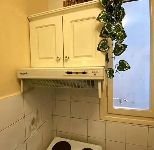 Cute 2bdrm In Salonica Center סלוניקי