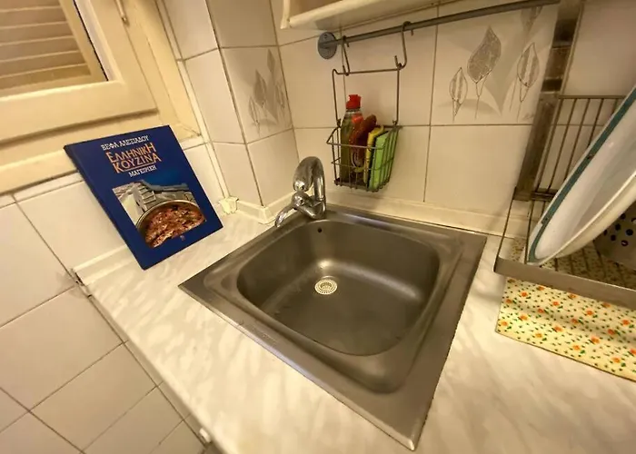 Cute 2bdrm In Salonica Center Apartment Thessaloniki