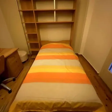 Cute 2bdrm In Salonica Center * Soluň