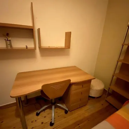 Cute 2bdrm In Salonica Center Soluň